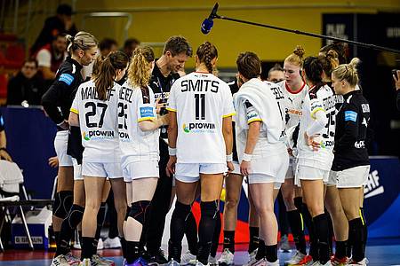 Die deutschen Handballerinnen haben große Pläne: Sie wollen nach neun Jahren wieder gegen Schweden gewinnen.