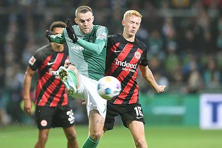 Werders Neu-Nationalspieler Marvin Ducksch (M) zeigte gegen die Eintracht eine starke Leistung.